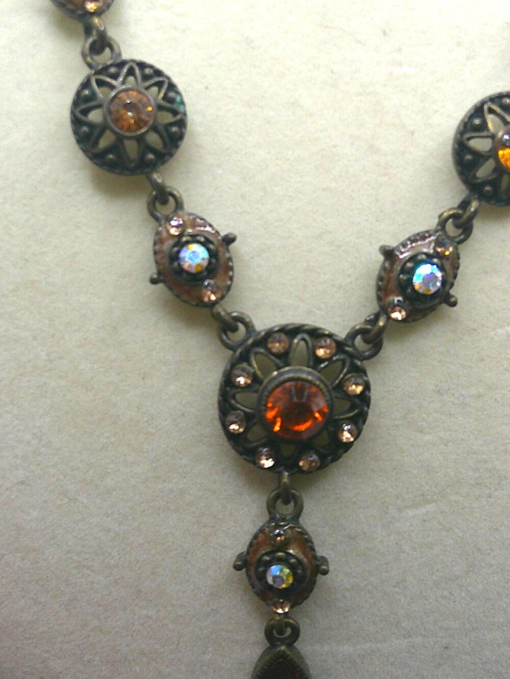 Ambertone "Y" Necklace - Picture 4 of 5